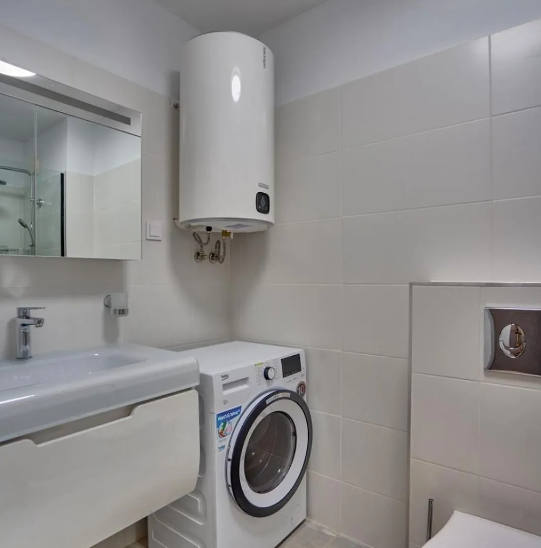 Apartment Toronto Cozy Studio Near Unss And Nsa W Fast Wifi Sofia