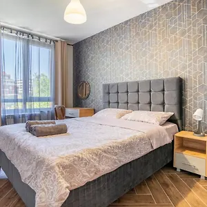 Amarant Aparts Aparthotel